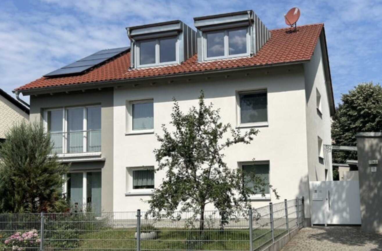 Einfamilienhaus zum Kauf provisionsfrei 770.000 € 9 Zimmer 217 m²<br/>Wohnfläche 587 m²<br/>Grundstück ab sofort<br/>Verfügbarkeit Kornstraße 53 Neumarkt Neumarkt in der Oberpfalz 92318