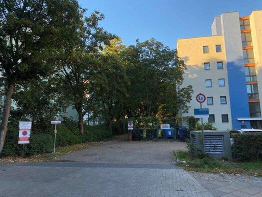 Außenstellplatz zur Miete provisionsfrei 49 € Guineastraße bei 19-23 Wedding Berlin 13351