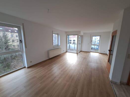 Wohnung zur Miete 578 € 3 Zimmer 77,1 m² 2. Geschoss frei ab sofort Burgfreiheit 19b Gotha 99867