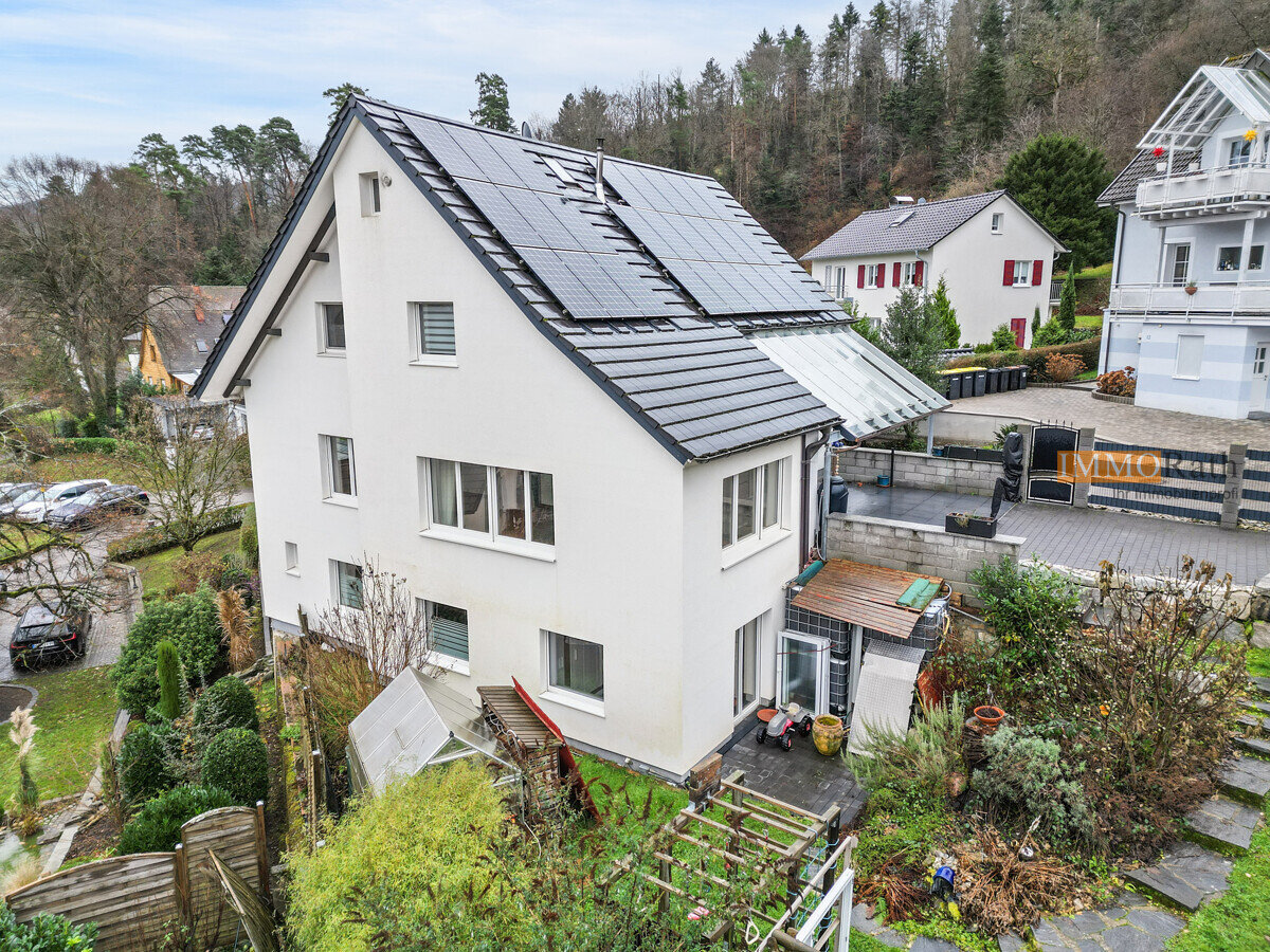 Mehrfamilienhaus zum Kauf 799.000 € 8 Zimmer 209 m²<br/>Wohnfläche 624 m²<br/>Grundstück Badenweiler Badenweiler 79410