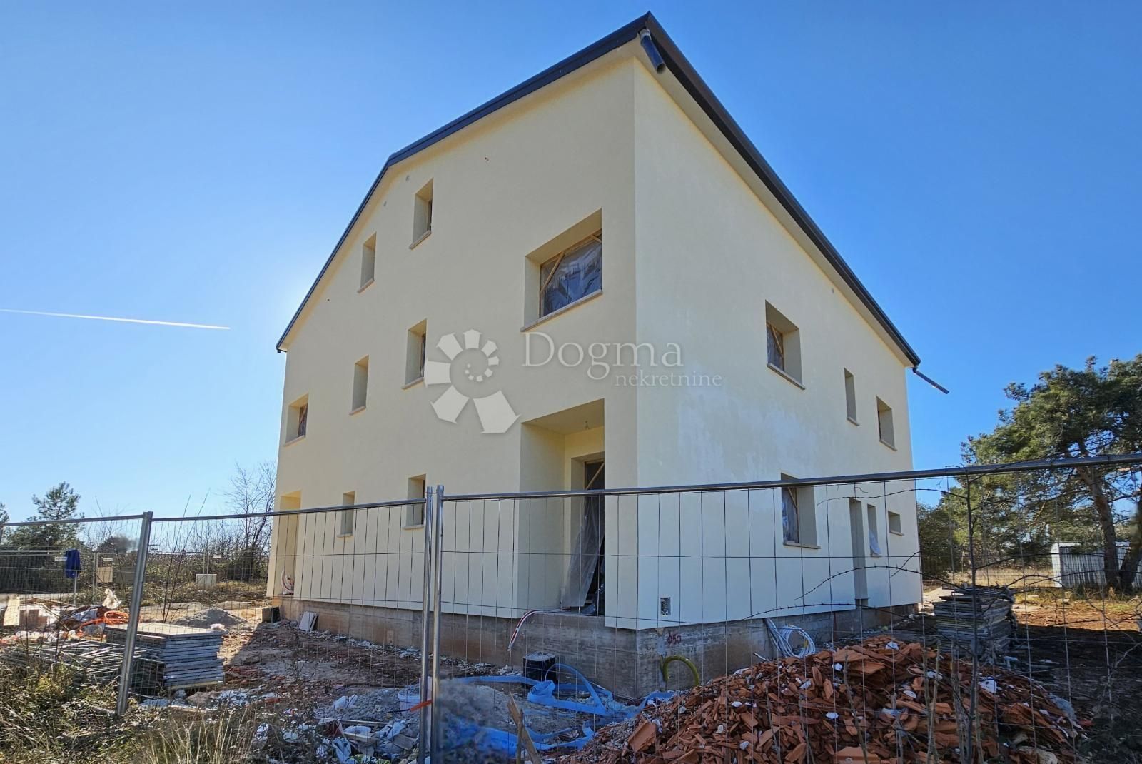 Wohnung zum Kauf 262.500 € 3 Zimmer 96 m²<br/>Wohnfläche Umag center 52470