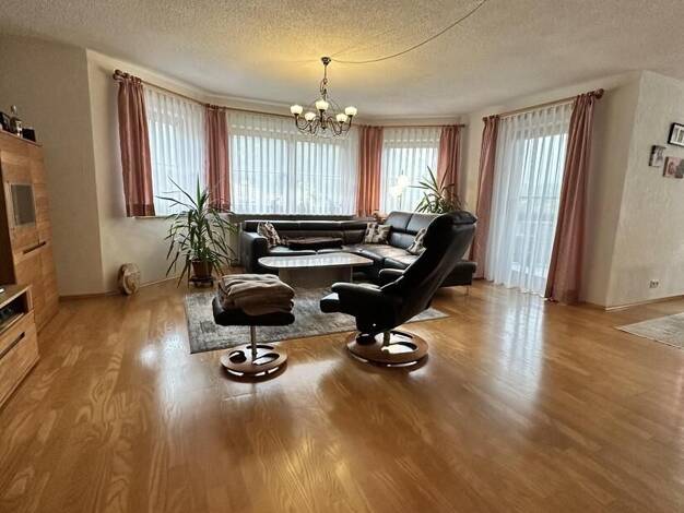 Einfamilienhaus zum Kauf 629.000 € 9 Zimmer 150 m² 800 m² Grundstück Zizenhausen Stockach 78333