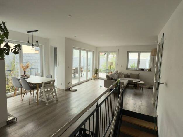 Wohnung zur Miete 1.570 € 3,5 Zimmer 116 m² EG frei ab sofort Schrobenhausener Str. 32 Haunwöhr Ingolstadt 85051