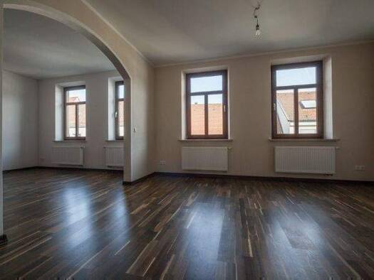 Mehrfamilienhaus zum Kauf als Kapitalanlage geeignet 615.000 € 230 m² Forchheim 91301