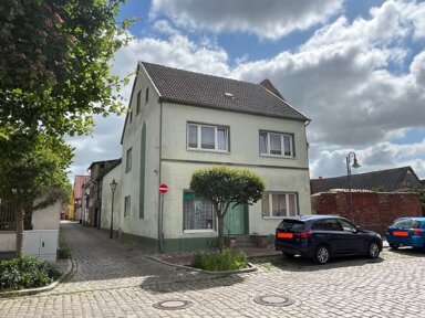 Stadthaus zum Kauf 179.000 € 4 Zimmer 189 m² 225 m² Grundstück Stadtkern Barth 18356