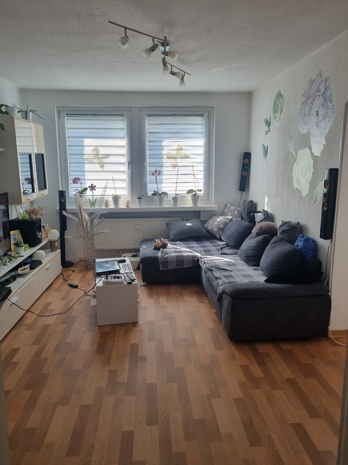 Wohnung zur Miete 315 € 3 Zimmer 56,2 m²<br/>Wohnfläche 3.<br/>Geschoss ab sofort<br/>Verfügbarkeit Tolstoiallee 15 Bernburg Bernburg (Saale), Stadt 06406