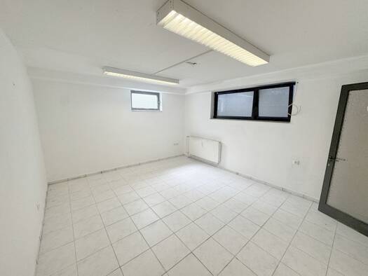 Lagerhalle zur Miete 350 € 22 m² Lagerfläche Hangelar Sankt Augustin 53757