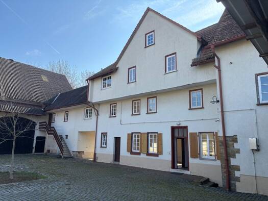 Haus zum Kauf 795.000 € 208 m² 12.322 m² Grundstück Gambach Münzenberg 35516