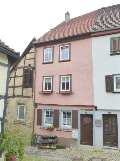 Einfamilienhaus zum Kauf 249.000 € 5 Zimmer 130 m² 57 m² Grundstück frei ab sofort Bad Wimpfen Bad Wimpfen 74206