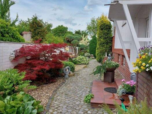 Doppelhaushälfte zum Kauf 195.000 € 3 Zimmer 94 m² 515 m² Grundstück frei ab 01.09.2026 Rathenow Rathenow 14712