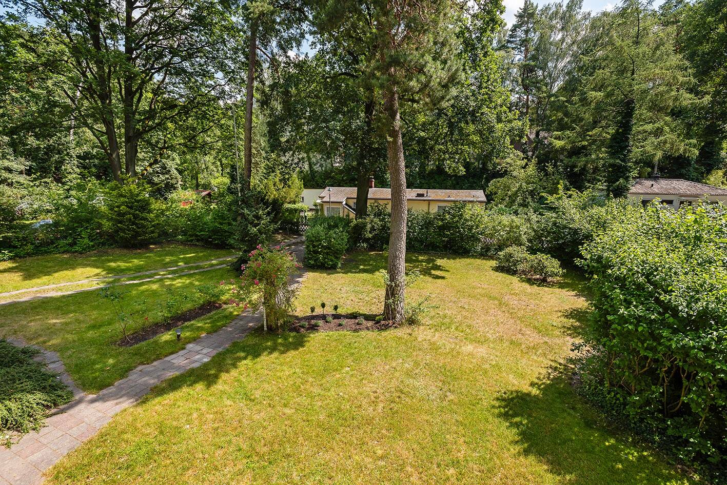 Property thumbnail 6