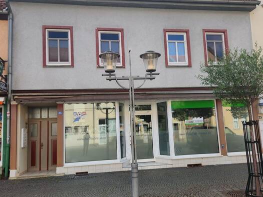 Mehrfamilienhaus zum Kauf provisionsfrei 449.000 € 10 Zimmer 417,6 m² 340 m² Grundstück frei ab sofort Marktstraße 25 Ohrdruf 99885