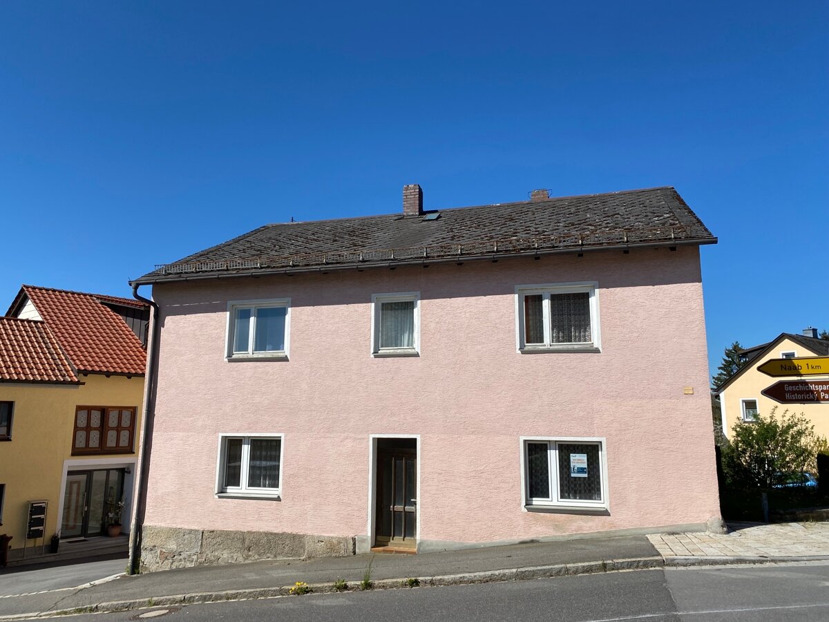 Mehrfamilienhaus zum Kauf 60.000 € 8 Zimmer 180 m²<br/>Wohnfläche 277 m²<br/>Grundstück Bärnau Bärnau 95671