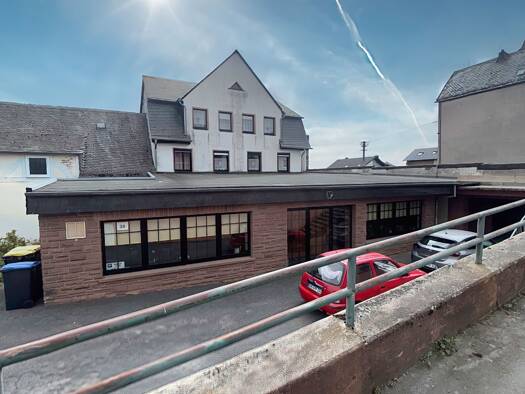 Hotel zum Kauf 169.997 € 12 Zimmer 333 m² Gastrofläche 1.077 m² Grundstück Hauptstraße 38 Müllenbach 56761