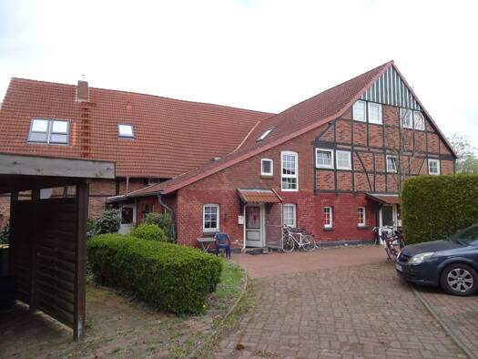 Wohnung zum Kauf 79.000 € 3 Zimmer 90 m² 2. Geschoss Stadthagen 31655