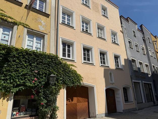 Mehrfamilienhaus zum Kauf 695.000 € 9 Zimmer 312 m² 487 m² Grundstück Burghausen Burghausen 84489