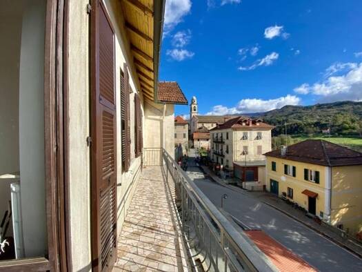 Studio zum Kauf 110.000 € 5 Zimmer 80 m² 2. Geschoss frei ab sofort Sassello 17046