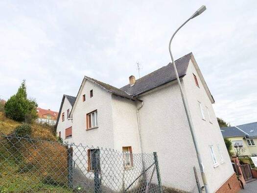 Mehrfamilienhaus zum Kauf 290.000 € 9 Zimmer 350 m² 1.055 m² Grundstück Aßlar 35614