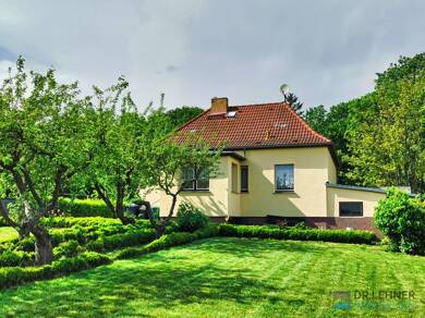 Einfamilienhaus zum Kauf 95.000 € 3 Zimmer 70 m² 861 m² Grundstück Teterow Teterow 17166