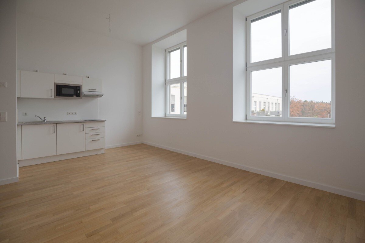 Wohnung zum Kauf provisionsfrei 149.000 € 1 Zimmer 29 m²<br/>Wohnfläche 3.<br/>Geschoss ab sofort<br/>Verfügbarkeit Platz des 4. Juli 6 Lichterfelde Berlin 14167