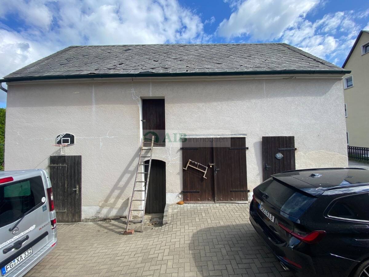 Immobilie in Eppendorf - Solides Wohnhaus mit großem Grundstück und vielseitigem Nebengelass - Bild 2