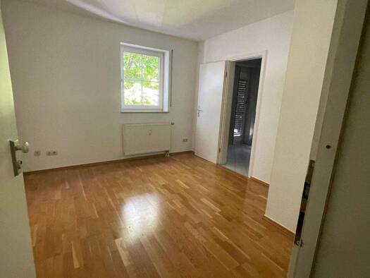 Bürofläche zum Kauf provisionsfrei 299.500 € 1,5 Zimmer 32 m² Bürofläche Lerchenauer Straße 159A Feldmoching-Hasenbergl München 80935