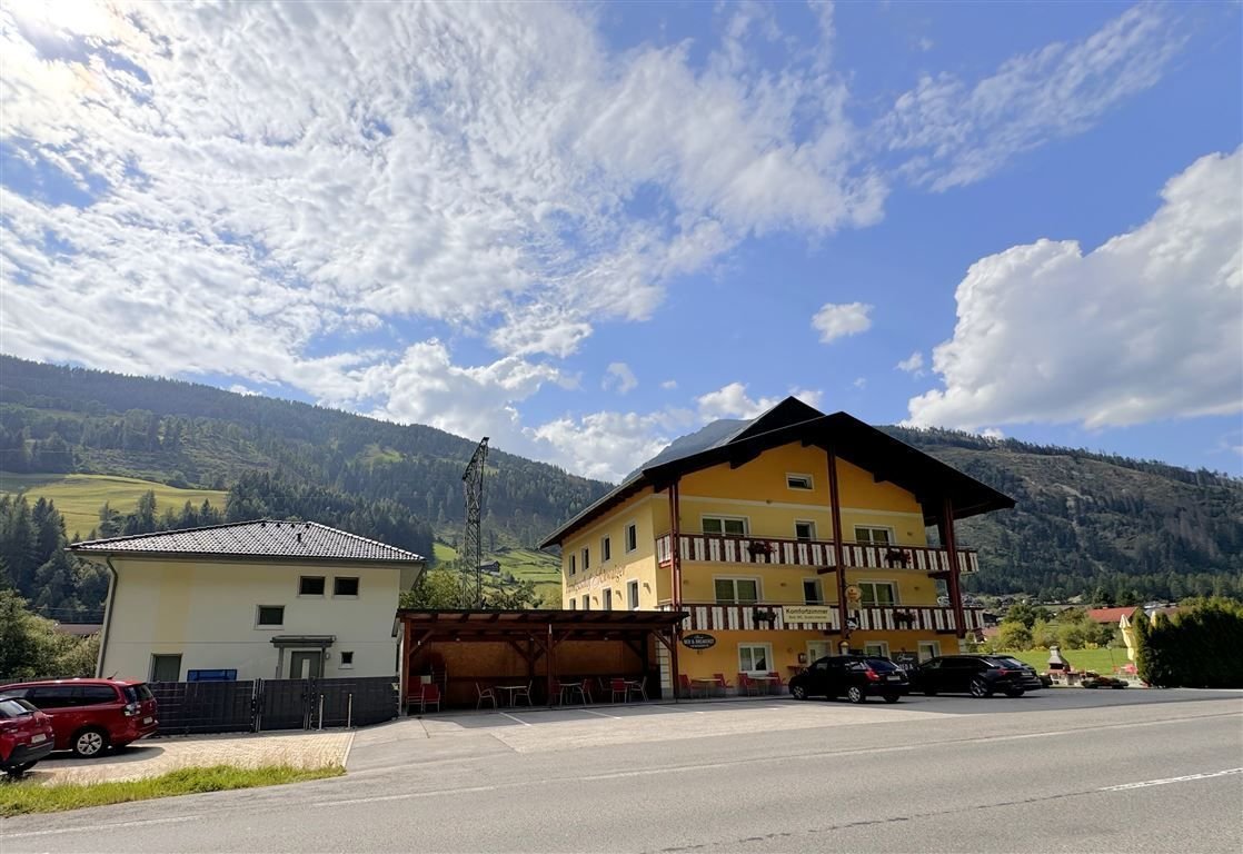 Hotel zum Kauf 1.299.000 € 10 Zimmer 353 m²<br/>Gastrofläche 2.521 m²<br/>Grundstück Mörtschach 9842