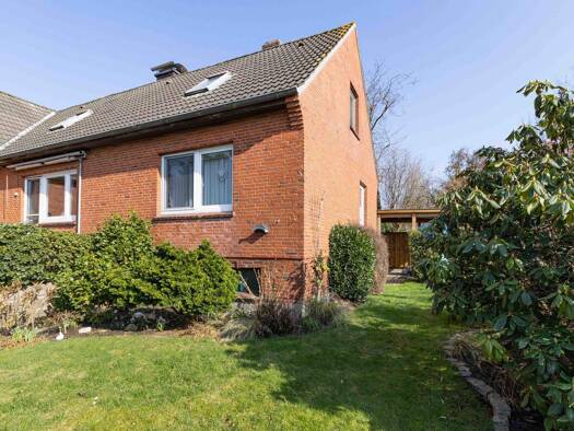 Doppelhaushälfte zum Kauf 145.000 € 4 Zimmer 108 m² 366 m² Grundstück Hinte 26759