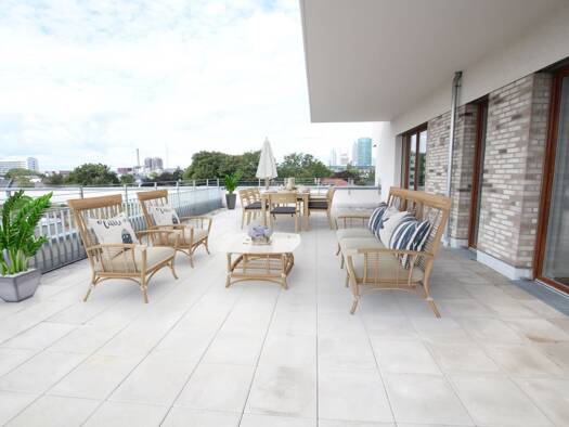 Penthouse zur Miete 3.799 € 4 Zimmer 267 m² Sachsenhausen Süd 60596