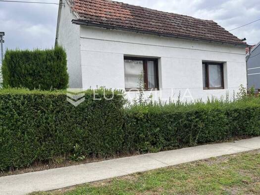 Einfamilienhaus zum Kauf 45.000 € 4 Zimmer 117 m² Trnjani Garčin 35212