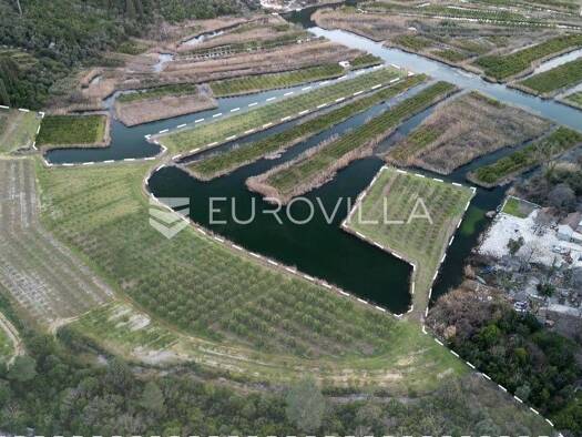 Acker-/Waldstück zum Kauf 750.000 € Tuštevac Slivno 20355