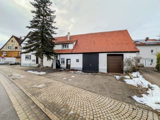 Mehrfamilienhaus zum Kauf 598.000 € 7 Zimmer 181 m² 559 m² Grundstück Jesingen Kirchheim 73230
