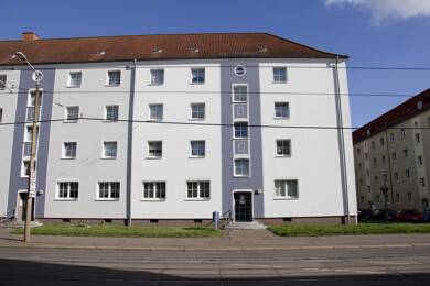 Wohnung zur Miete 456 € 3 Zimmer 57 m² 3. Geschoss frei ab 01.06.2025 Freiimfelder Str. 97 Freiimfelde / Kanenaer Weg Halle 06112