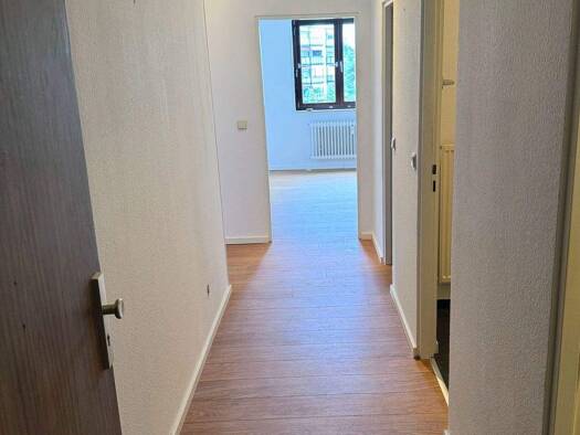 Wohnung zum Kauf provisionsfrei 187.000 € 2 Zimmer 65 m² Pfaffenbrunnenstraße 109 Steinheim Hessen - Hanau 63456
