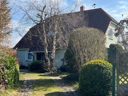 Einfamilienhaus zum Kauf 350.000 € 6 Zimmer 207 m² 700 m² Grundstück frei ab sofort Pruchten 18356