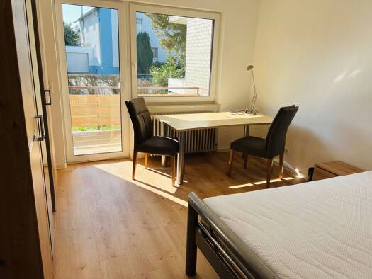 WG-Zimmer zur Miete 500 € 16 m² 1. Geschoss frei ab sofort Königsteiner Str. 5 Eschborn 65760
