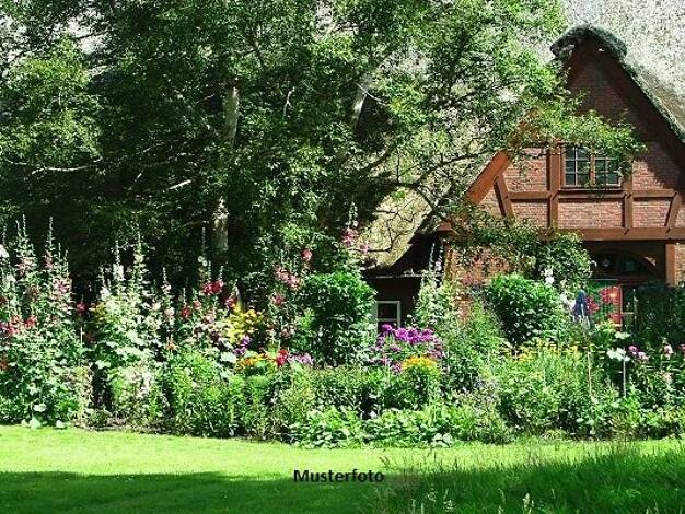 Einfamilienhaus zum Kauf 648.000 € 4 Zimmer 166 m² 453 m² Grundstück Krummwälden Eislingen/Fils 73054