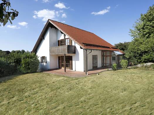 Einfamilienhaus zum Kauf 850.000 € 7 Zimmer 145 m² 801 m² Grundstück Berg Landshut 84036