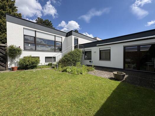 Reihenendhaus zum Kauf 340.000 € 4 Zimmer 123 m² 353 m² Grundstück Innenstadt Detmold 32756