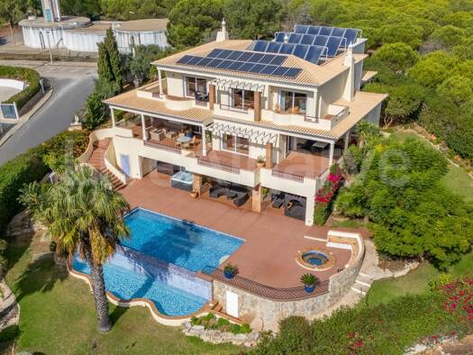 Haus zum Kauf 2.950.000 € 782 m² 1.700 m² Grundstück Lagos (Santa Maria) 8600