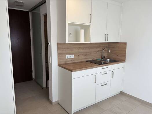 Wohnung zum Kauf 185.000 € 1 Zimmer 17 m² 6. Geschoss Neuhausen-Nymphenburg München 80634
