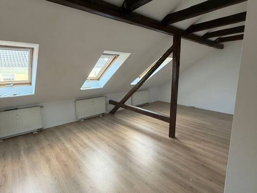Wohnung zur Miete 630 € 3 Zimmer 87 m² Geschoss 3/3 frei ab 01.10.2026 Meißen Meißen 01662