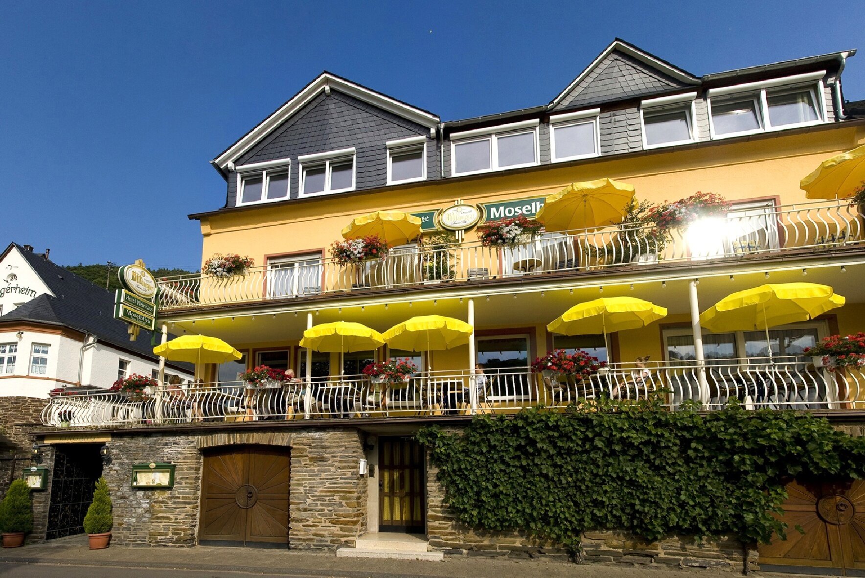 Hotel zum Kauf provisionsfrei 15 Zimmer 494 m²<br/>Grundstück Moselstraße 7 Burg (Mosel) 56843