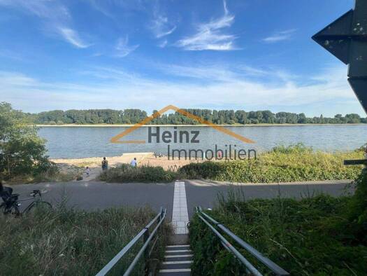 Wohnung zum Kauf 329.000 € 3 Zimmer 77,5 m² Sürth Köln 50999