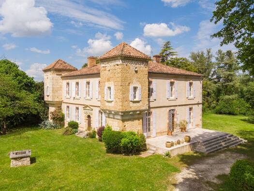 Haus zum Kauf 1.275.000 € 481 m² 46.344 m² Grundstück Gimont 32200