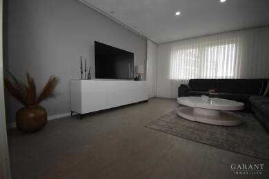 Wohnung zum Kauf 279.000 € 3,5 Zimmer 87 m² 1. Geschoss Neutraubling 93073