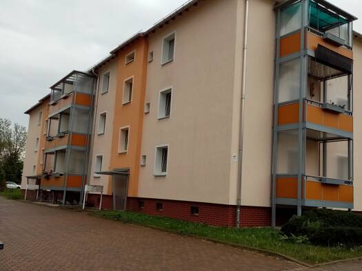 Wohnung zur Miete 238 € 2 Zimmer 41 m² EG frei ab sofort Gabelsberger Straße 22a Oelsnitz Oelsnitz/Erzgebirge 09376