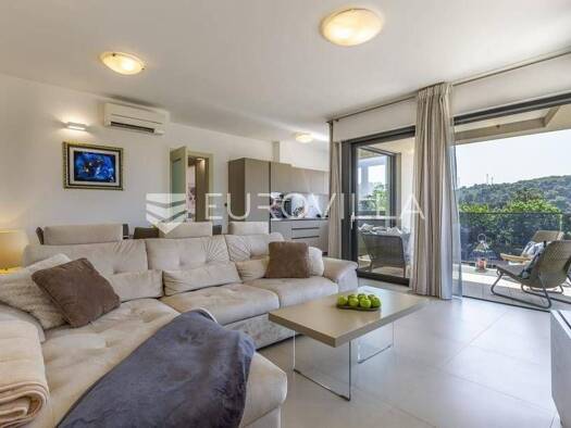 Wohnung zur Miete - Erstbezug 2.200 € 2 Zimmer 88,1 m² 1. Geschoss Rovinj Rovinj 52210