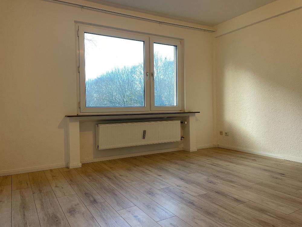 Wohnung zur Miete 440 € 1 Zimmer 38 m²<br/>Wohnfläche 1.<br/>Geschoss Gnesener Straße 19 Hassels Düsseldorf 40599