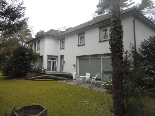 Villa zum Kauf 3.150.000 € 300 m²<br/>Wohnfläche 1.500 m²<br/>Grundstück Britz Berlin 14193